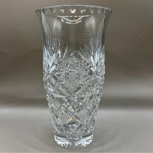 Bohemian Crystal BEB Hallmark Starburst Hobstar Hand Cut Vase‎ 8"